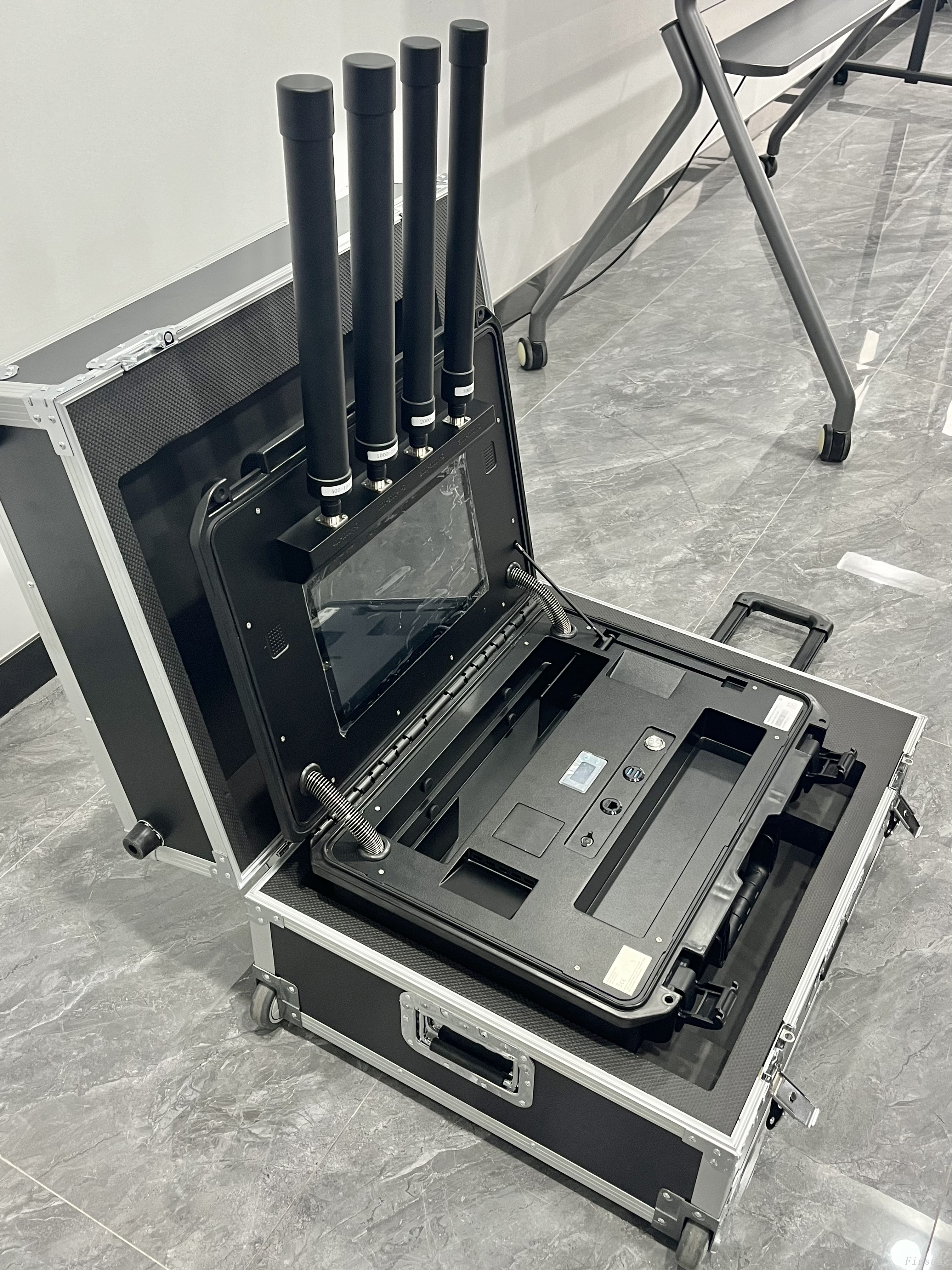 Портативный детектор дронов, слежение за БПЛА, система защиты от дронов